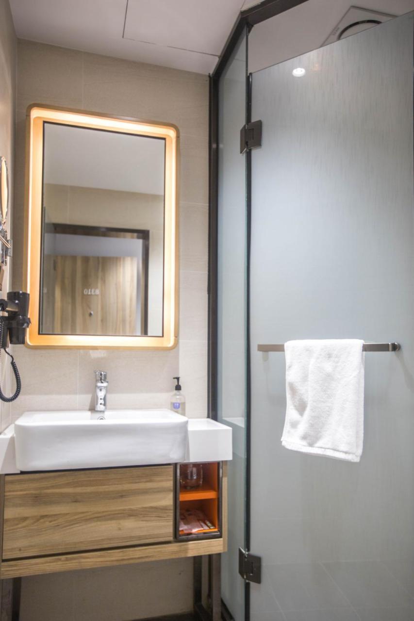 Hanting Premium Hotel Shanghai Plaza 66 ภายนอก รูปภาพ